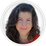 Dr. Gaby Cora